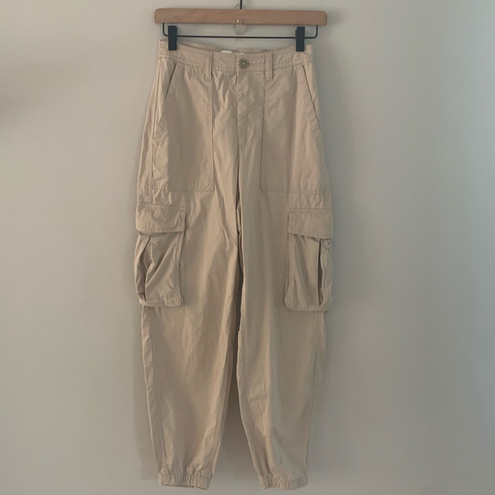 Abercrombie & Fitch Women’s Cargo Pants Tan Baggy High Rise Lightweight Size XS